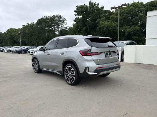 Space Silver Metallic 2025 BMW X1 xDrive28i