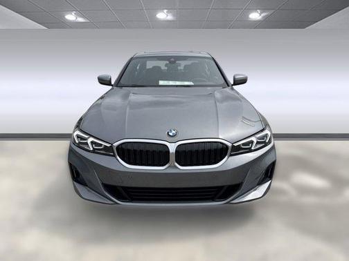 2025 BMW 330 i xDrive