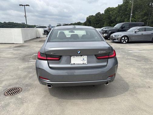 2025 BMW 330 i xDrive