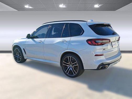 2023 BMW X5 M50i