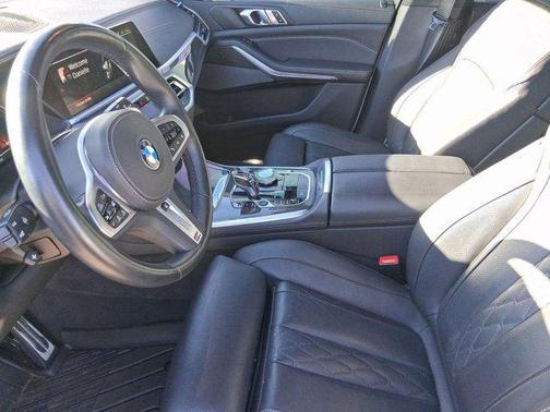2023 BMW X5 M50i
