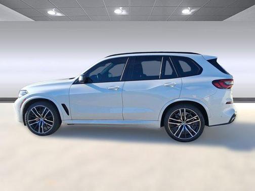 2023 BMW X5 M50i