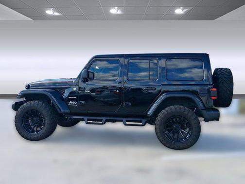 2024 Jeep Wrangler 4-Door Sahara 4x4