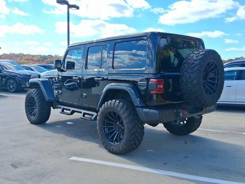 2024 Jeep Wrangler 4-Door Sahara 4x4