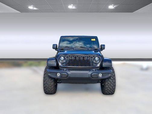 2024 Jeep Wrangler 4-Door Sahara 4x4