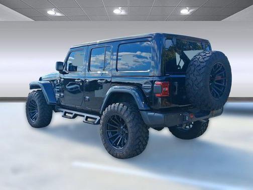 2024 Jeep Wrangler 4-Door Sahara 4x4