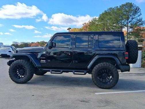 2024 Jeep Wrangler 4-Door Sahara 4x4