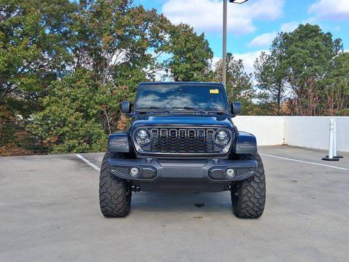 2024 Jeep Wrangler 4-Door Sahara 4x4