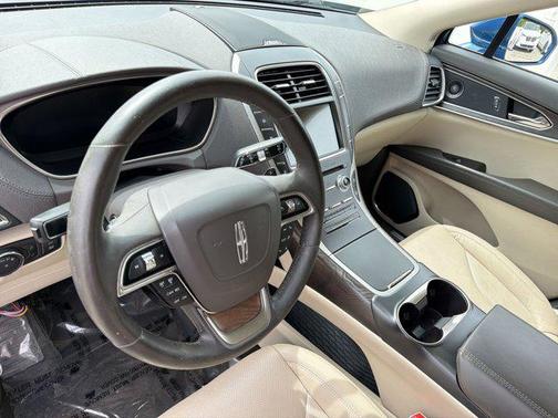 Artisan Blue 2020 Lincoln Nautilus Reserve