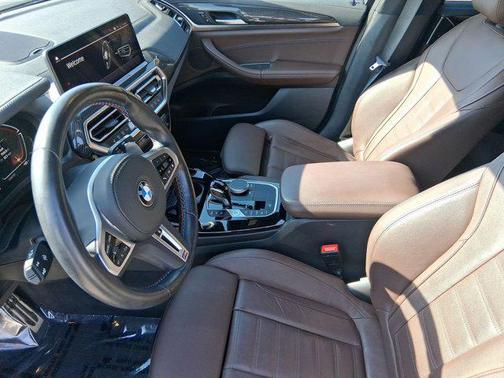2023 BMW X3 M40i