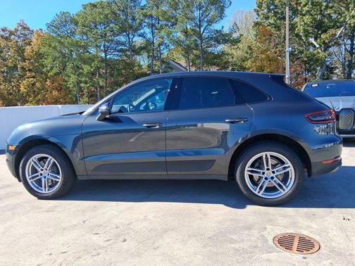2017 Porsche Macan AWD