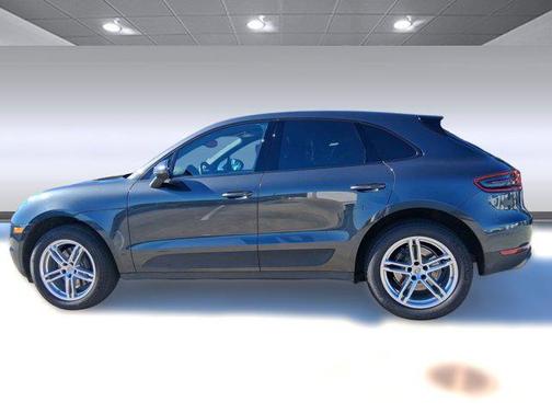 2017 Porsche Macan AWD