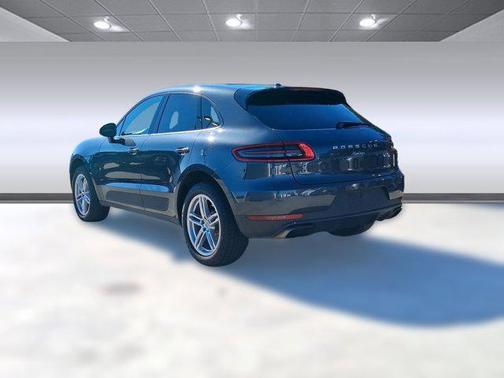 2017 Porsche Macan AWD