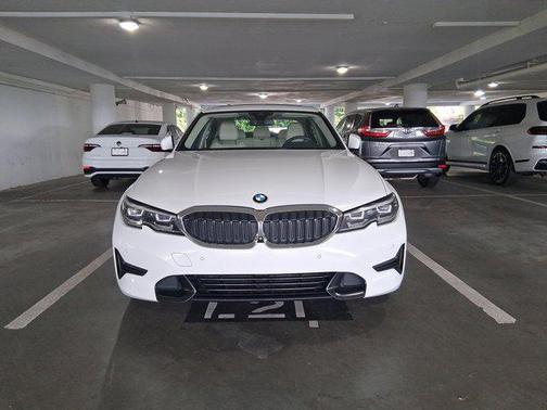 2019 BMW 330 330i
