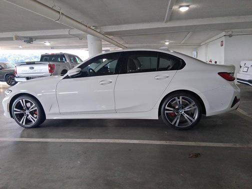 2019 BMW 330 330i