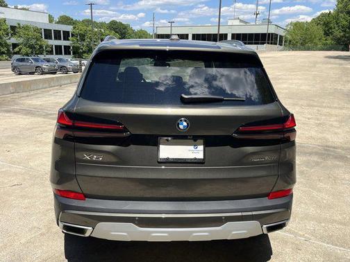 2025 BMW X5 sDrive40i