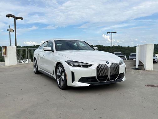 Mineral White Metallic 2026 BMW i4 Gran Coupe eDrive40