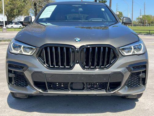 2022 BMW X6 xDrive40i