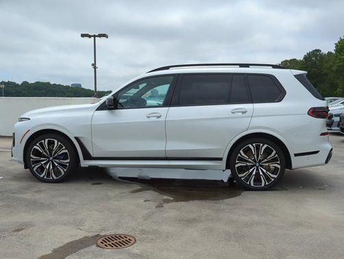 2026 BMW X7 M60i