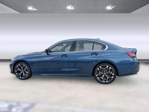Arctic Race Blue Metallic 2026 BMW 330 xDrive