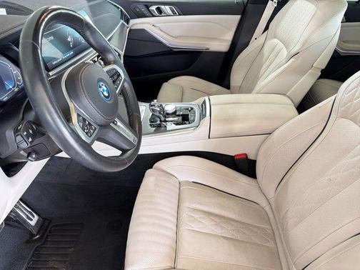 Carbon Black Metallic 2023 BMW X5 PHEV xDrive45e