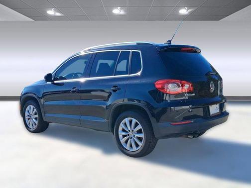 2011 Volkswagen Tiguan SE