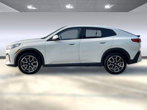 2025 BMW X2 xDrive28i