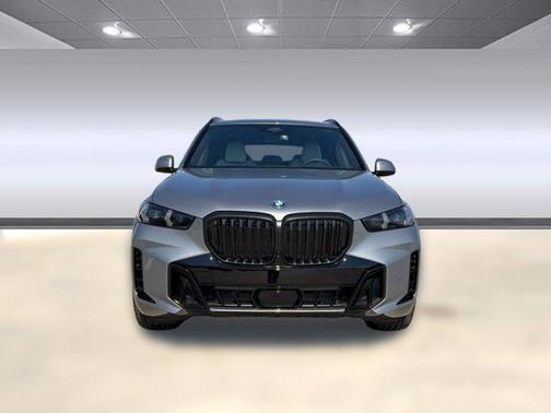 Skyscraper Grey Metallic 2026 BMW X5 PHEV xDrive50e