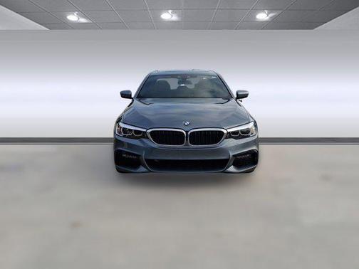 2020 BMW 540 540i