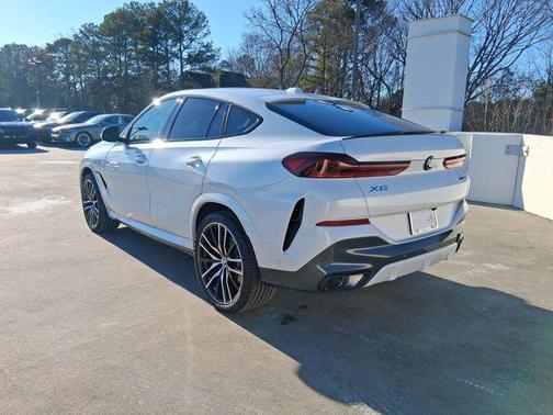 2026 BMW X6 xDrive40i