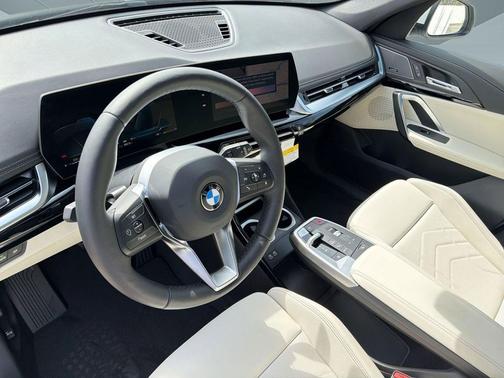 Alpine White 2026 BMW X1 xDrive28i