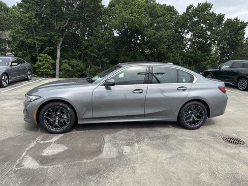 2025 BMW 330 i xDrive