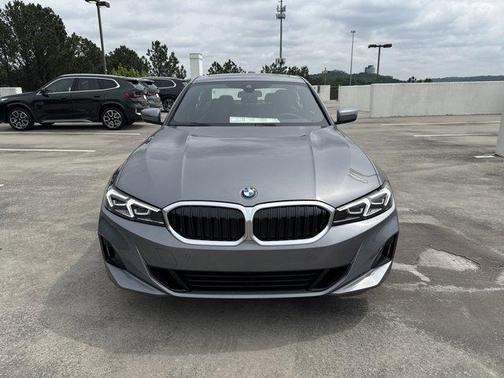 2025 BMW 330 i xDrive