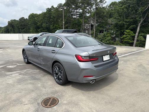 2025 BMW 330 i xDrive
