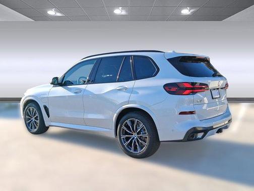 2026 BMW X5 PHEV xDrive50e