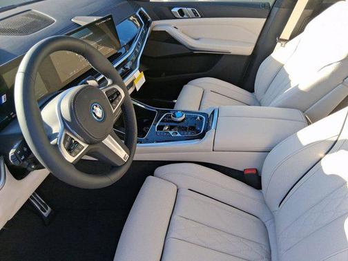 2026 BMW X5 PHEV xDrive50e