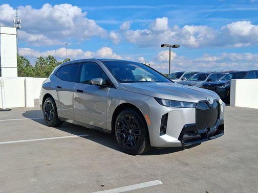 2026 BMW iX xDrive60