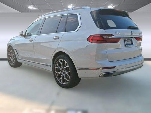 2021 BMW X7 xDrive40i
