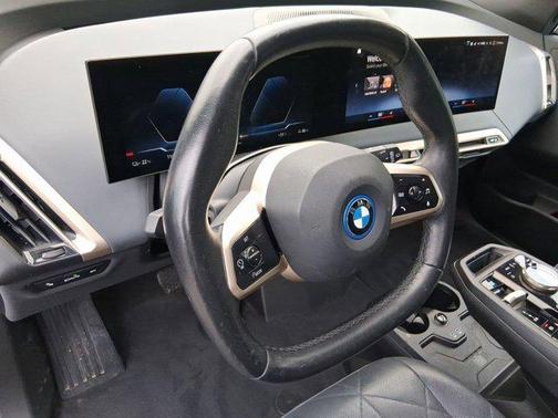 2023 BMW iX xDrive50