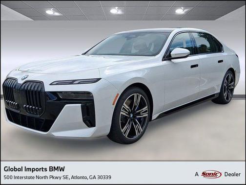2025 BMW 740 i