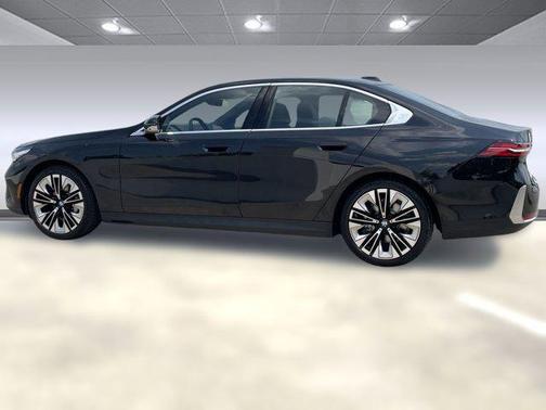 2026 BMW 530 i
