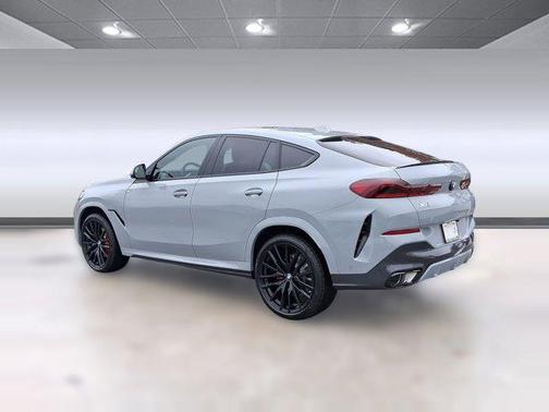 2026 BMW X6 xDrive40i