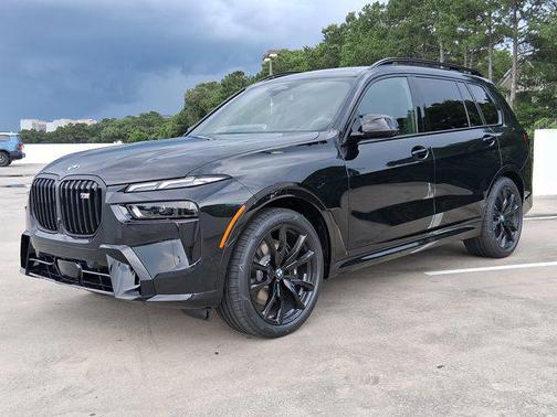 2026 BMW X7 M60i