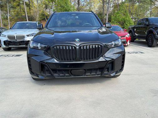 Black Sapphire Metallic 2024 BMW X5 xDrive40i