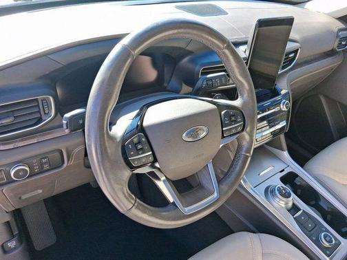 2021 Ford Explorer Platinum