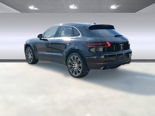 2016 Porsche Macan S