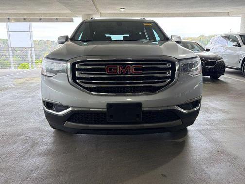 Quicksilver Metallic 2017 GMC Acadia SLE-2