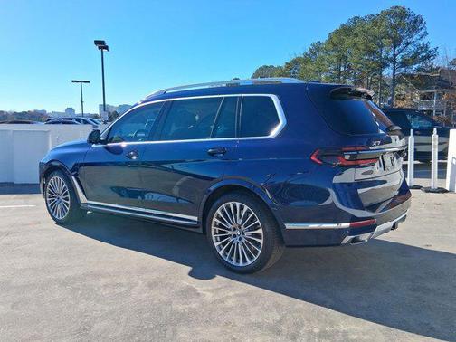 2023 BMW X7 xDrive40i