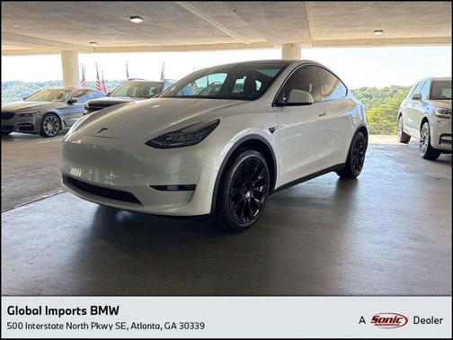 Pearl White Multi-Coat 2021 Tesla Model Y Standard Range Rear-Wheel Drive