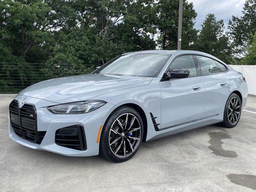 2025 BMW M440 i